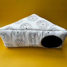 Load image into Gallery viewer, The Hoghouse corner house. Hedgehog and small pet cube house.