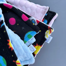 Load image into Gallery viewer, Outer space fleece bubble fleece handling blankets for small pets.