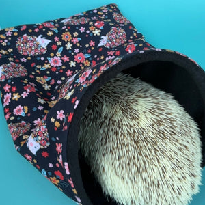 Flower hedgehogs snuggle sack, snuggle pouch, sleeping bag for hedgehog and small guinea pigs.
