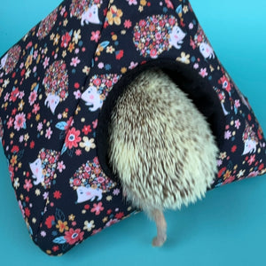Flower hedgehogs tent house. Hedgehog and small animal house. Padded fleece lined house.