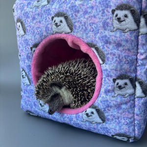 Happy Quills cosy cube house. Hedgehog padded fleece lined house.