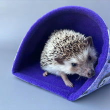 Load image into Gallery viewer, Happy Quills full cage set. Cosy cube house, tunnel, snuggle sack and toys. Fleece bedding